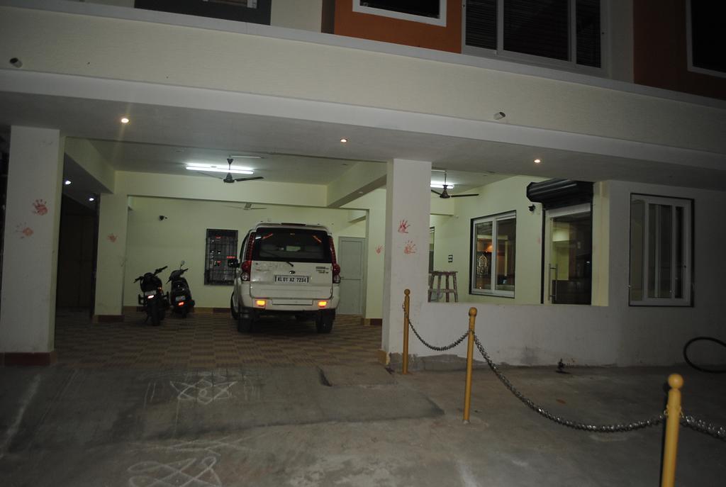 Ssr Hotel Srikalahasti Exterior foto
