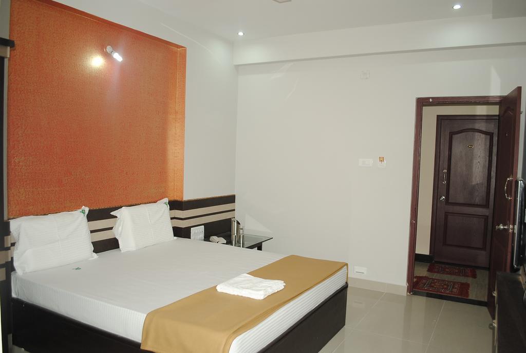 Ssr Hotel Srikalahasti Exterior foto